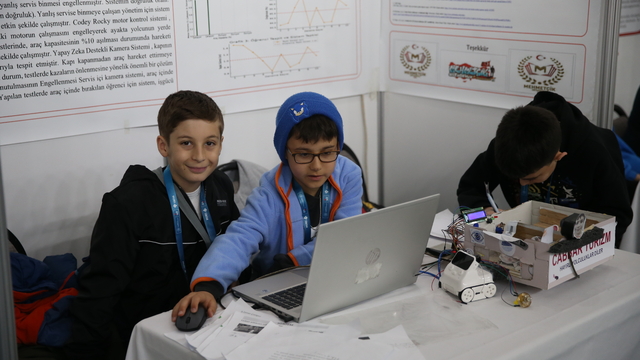 TÜBİTAK Araştırma Projeleri Erzurum Bölge Yarışması sergisi Rize'de açıldı