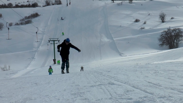 Karadeniz'de iki mevsim; sahilde piknik, yükseklerde kayak