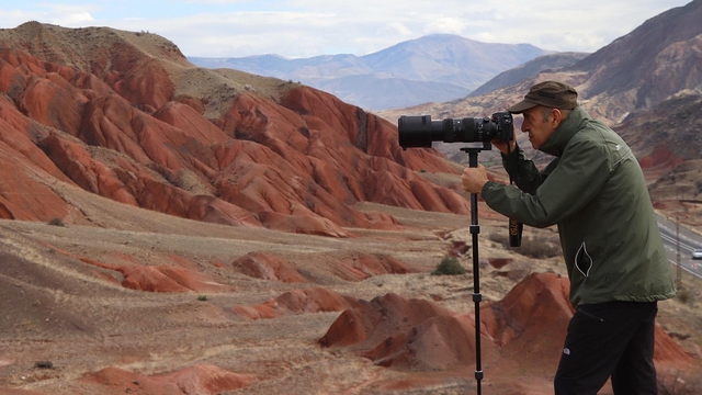 Erzurum'daki 'gökkuşağı tepeleri' doğa fotografçılarının ilgi odağı