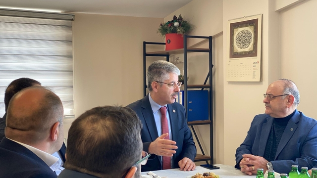 AK Parti Kayseri Milletvekili Çopuroğlu, "Sıfır Atık Projesi" kapsamında sanayicilerle buluştu