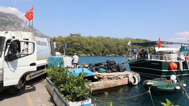 Muğla'da 2024'ün başından bu yana teknelerden 7 milyon litreyi aşkın atık su toplandı