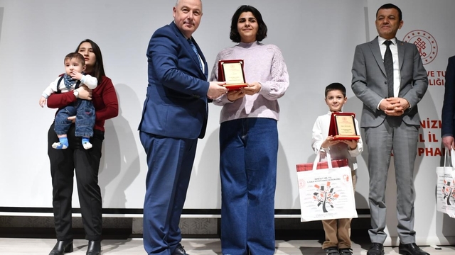 Denizli'de, 61. Kütüphaneler Haftası çeşitli etkinliklerle kutlanıyor