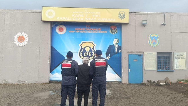 Kars'ta firari FETÖ hükümlüsü yakalandı