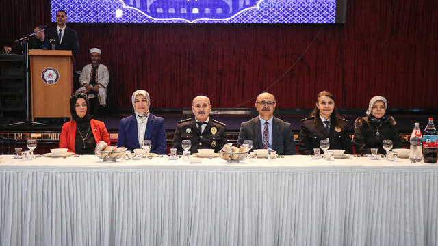 Bursa'da Polis Haftası kapsamında etkinlikler düzenleniyor