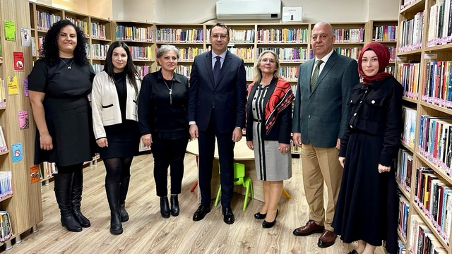 MTO kütüphaneye sınırlı sayıda basılan özel eserler bağışladı