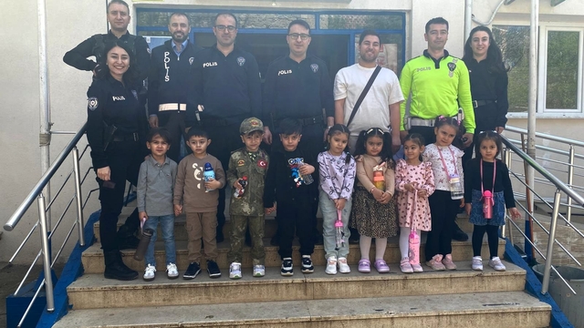 Keban'da anaokulu öğrencileri İlçe Emniyet Müdürlüğünü ziyaret etti