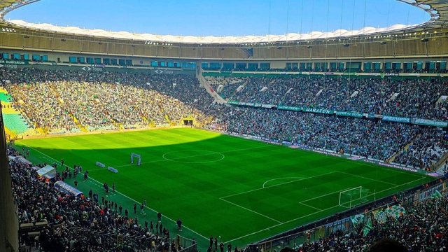 Karşıyaka'nın rakibi Bursaspor'a deplasman jesti