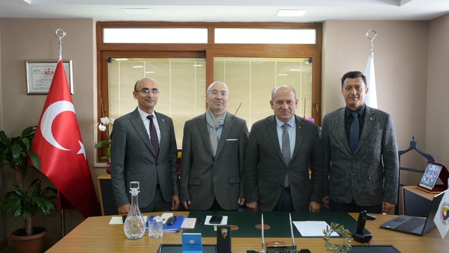 Balıkesir'de akademisyenler sektör temsilcileriyle bir araya geldi