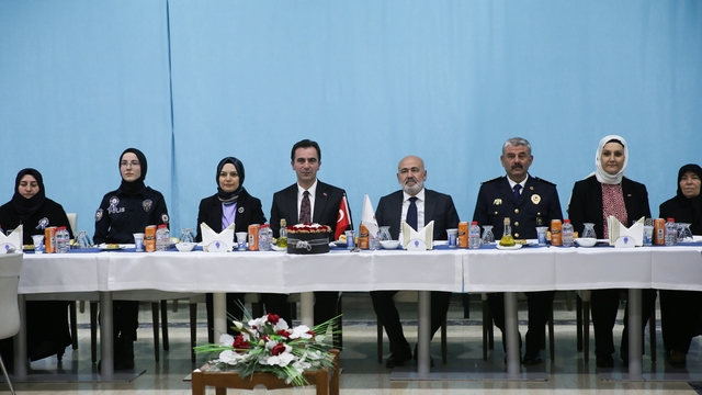 İçişleri Bakan Yardımcısı Sağlam, şehit yakınları ve gaziler için düzenlenen yemekte konuştu: