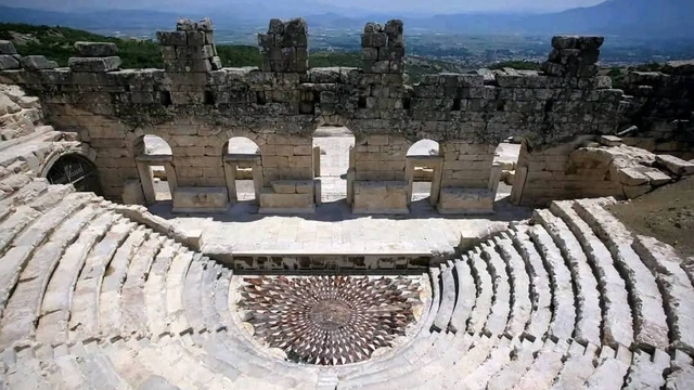 Kibyra Antik Kenti'ndeki Medusa mozaiği ziyarete açıldı
