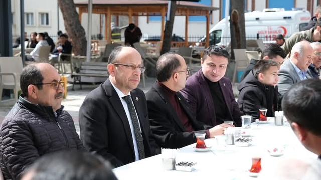 AK Parti Bursa Milletvekilleri Yavuz ve Mesten çiftçilerle buluştu