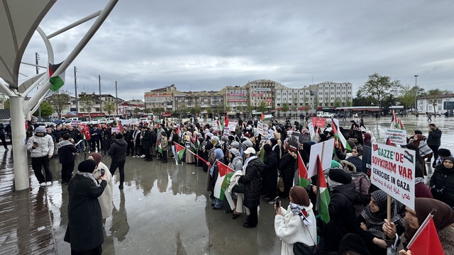 İsrail'in Gazze'ye yönelik saldırıları Sakarya'da protesto edildi