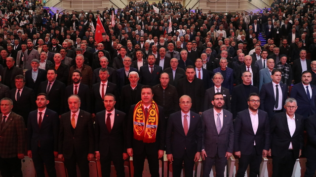 Saadet Partisi Genel Başkanı Arıkan, Kayseri'de partisinin kongresinde konuştu: