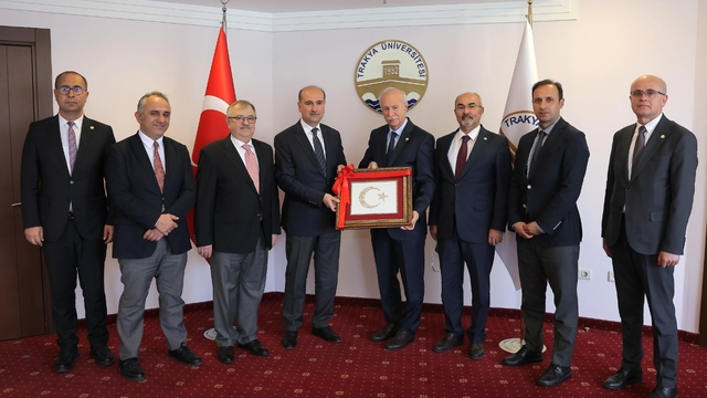 Milli Saraylar Başkanı Yıldız, TÜ Rektörü Hatipler'i ziyaret etti