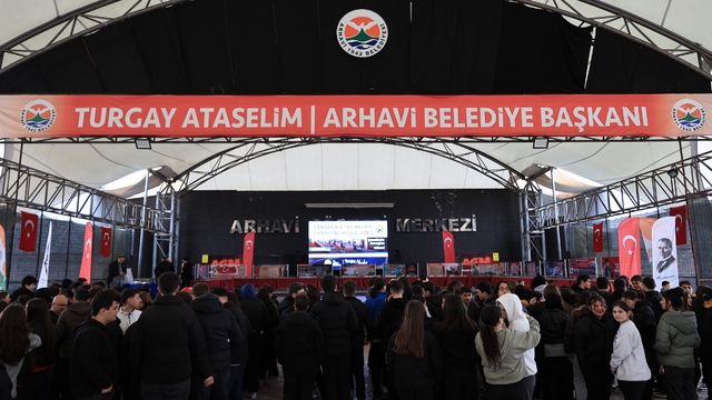 Arhavi'de Çanakkale Savaşları Gezici Müzesi ziyarete açıldı