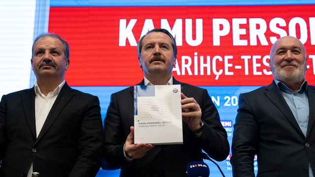 Memur-Sen "Kamu Personel Sistemi Raporu" sonuçlarını kamuoyuyla paylaştı: