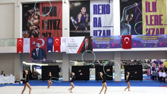 Mersin'de düzenlenen Ritmik Cimnastik Küçükler Federasyon Kupası sona erdi