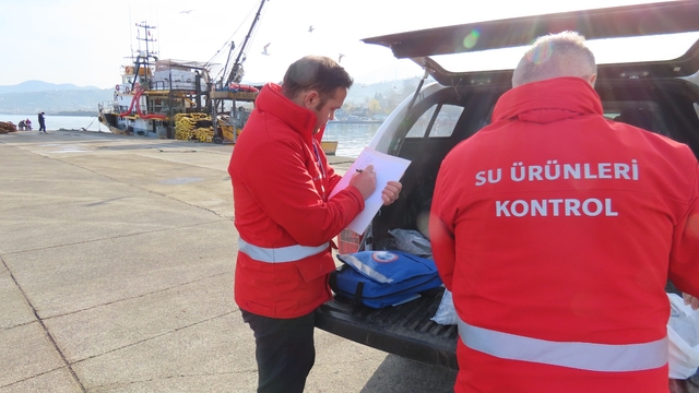 Trabzon'da balık avı sezonundaki denetimlerde 2 milyon 390 bin lira ceza uygulandı