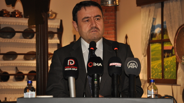 Kütahya'da '5000 Yıllık Toprağın Serüveni" sergisi açıldı