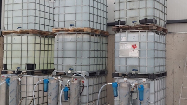 Kocaeli'de 12 ton etil alkol ele geçirildi, 9 zanlı gözaltına alındı