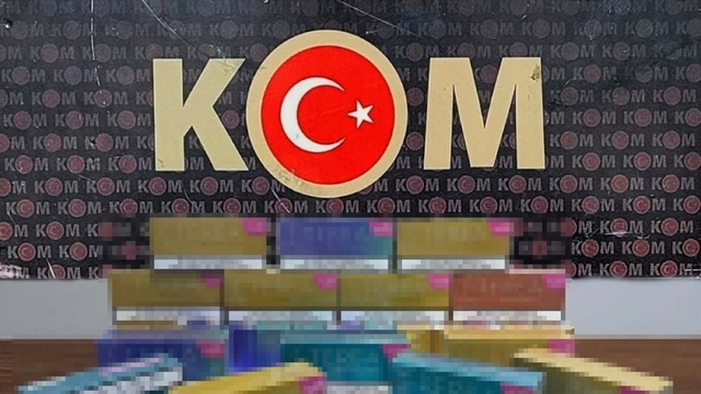 İzmir'de 6,5 milyon TL değerinde kaçak ürün ele geçirildi