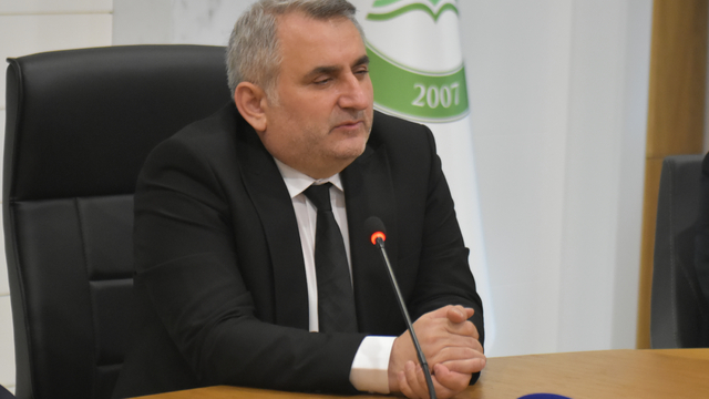 Artvin Çoruh Üniversitesi Rektörlüğüne atanan Prof. Dr. İbrahim Aydın görevine başladı