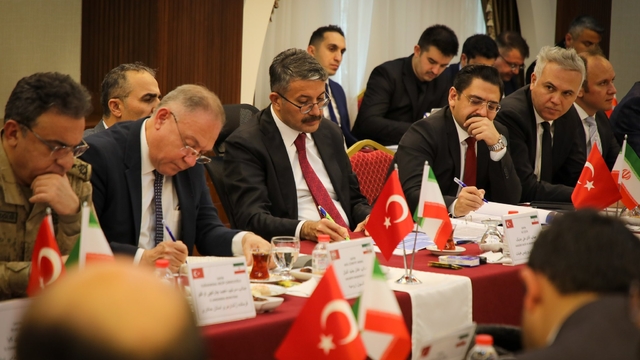 Türkiye-İran 56. Alt Güvenlik Komite Toplantısı Hakkari'de yapıldı