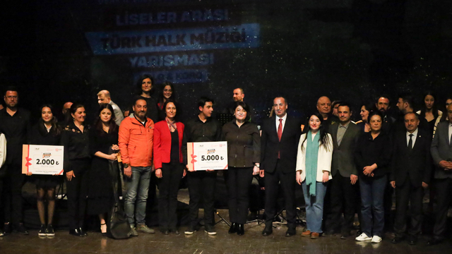 Uşak'ta "Liselerarası Türk Halk Müziği Yarışması" düzenlendi