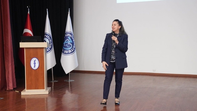 TÜBİTAK MAM Başkanı Prof. Dr. Özsoy, iklim değişikliğinin kutuplara etkisini değerlendirdi: