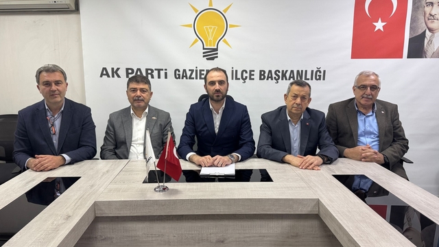 AK Partili Yaşadı'dan Gaziemir Belediye Başkanı Işık'a hizmet eleştirisi