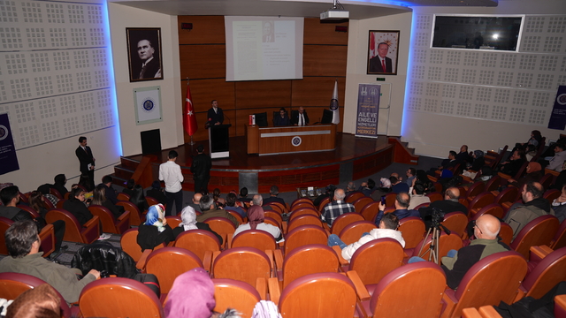 Erzurum'da "Otizm Konferansı" düzenlendi