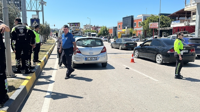 Hatay'da otomobilin çarptığı 1 kişi öldü, 1 kişi yaralandı