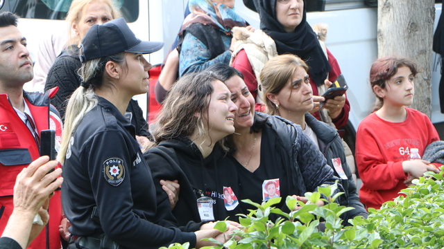 Gittiği kavga ihbarında kalp krizi geçirip, şehit olan polis toprağa verildi