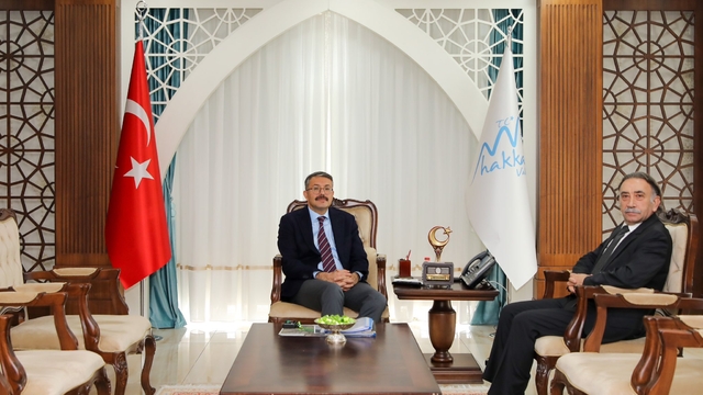 Hakkari Üniversitesi Rektörü Gençcelep, Vali Çelik'i ziyaret etti