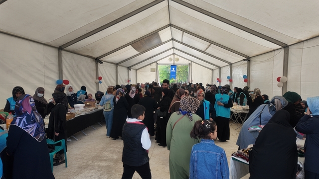 Adıyaman'da Kur'an kursları yararına hayır çarşısı kuruldu