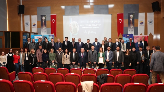 Sinop'ta "Fikri Mülkiyetin Akademik Hayattaki Rolü" konulu panel düzenlendi