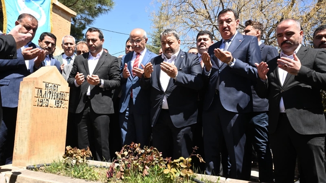 Eski Malatya Belediye Başkanı Hamit Fendoğlu anıldı