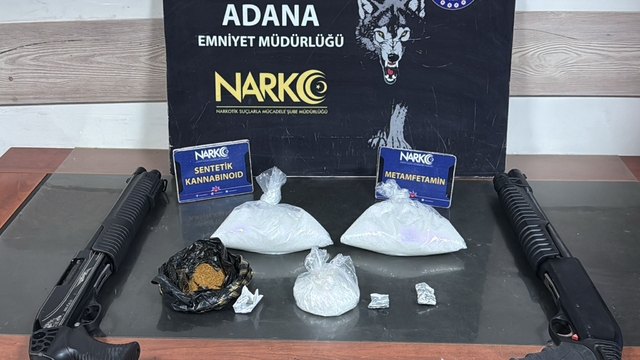 Adana'da uyuşturucu operasyonunda yakalanan 3 zanlıdan 1'i tutuklandı