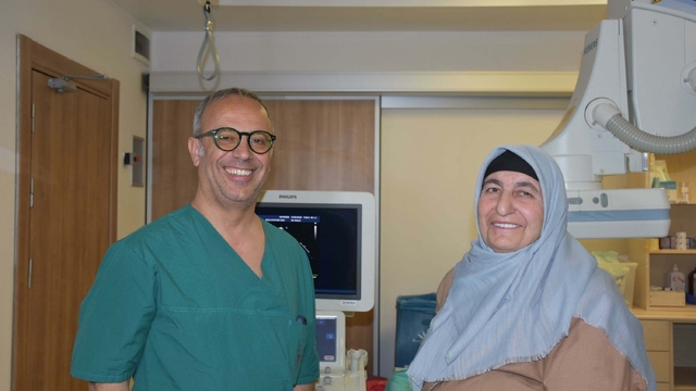 Stent takılırken kalbi durdu, masajla hayata döndü, işlem tamamlandı