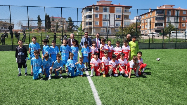 Suluova'da ilkokullar arası futbol turnuvası düzenlendi
