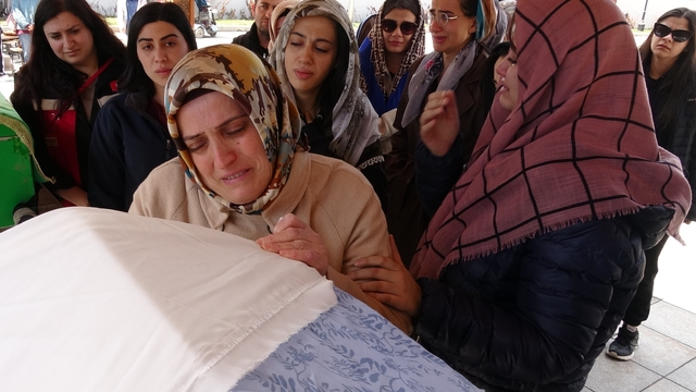 Eşi tarafından otomobilde boğulan Hatice'nin annesi: Yavruma kıyanları yaşatmayın