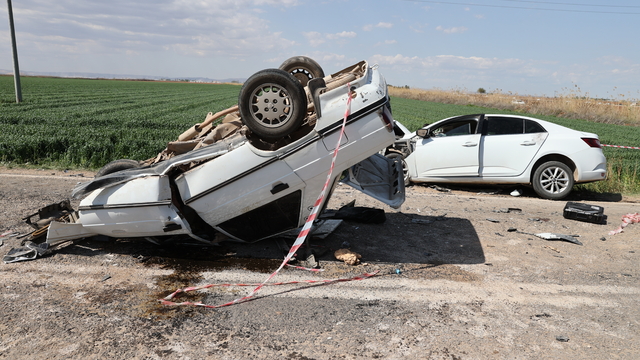 Şanlıurfa'da trafik kazasında 3 kişi öldü, 2 kişi yaralandı