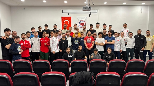 Boks Milli Takımı'na World Boxing eğitimi