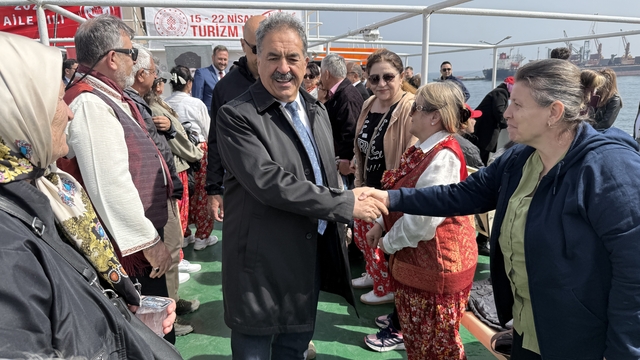 Tekirdağ'da gaziler ve yaşlılar için tekne turu düzenlendi