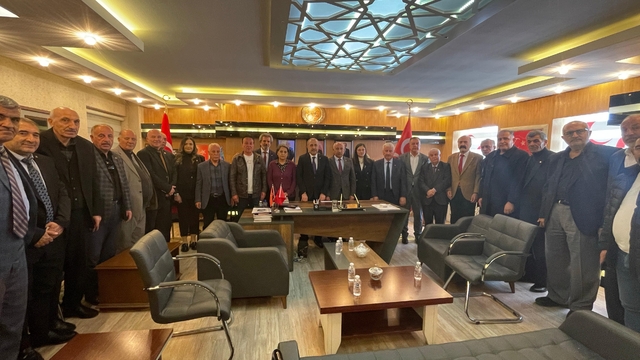 AK Parti Van teşkilatından MHP İl Başkanlığına ziyaret
