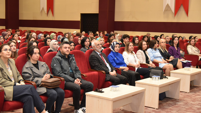 KMÜ'de Geleceğe Güven, Çocuk İstismarını Önleme Çalıştayı düzenlendi