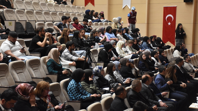 Gümüşhane'de "Dezenformasyonla Mücadele Çalıştayı" tamamlandı