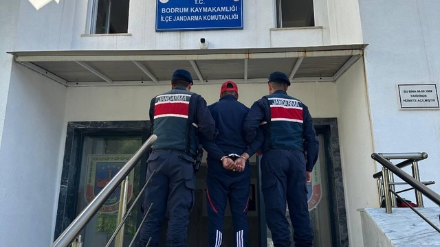 Interpol tarafından kırmızı bültenle aranan kişi Bodrum'da yakalandı