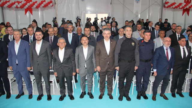 Kayseri'de 2. Çocuk Kitap Fuarı ve Şenliği başladı