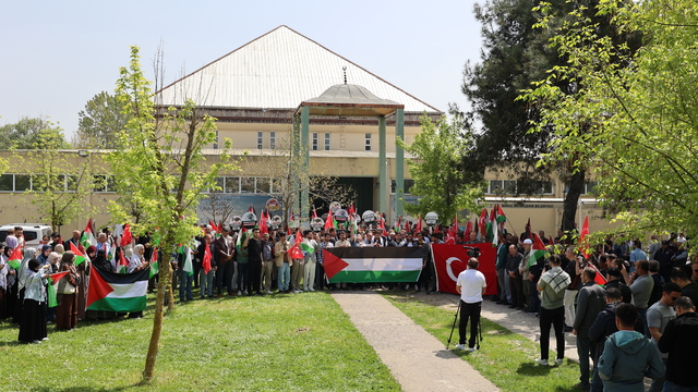 Bursa'da İsrail'in Gazze'ye yönelik saldırıları protesto edildi